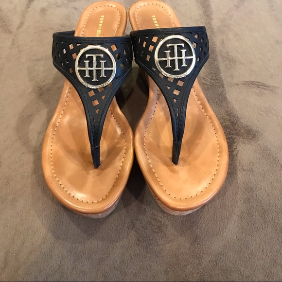 Tommy Hilfiger sandal wedges - Picture 2 of 3